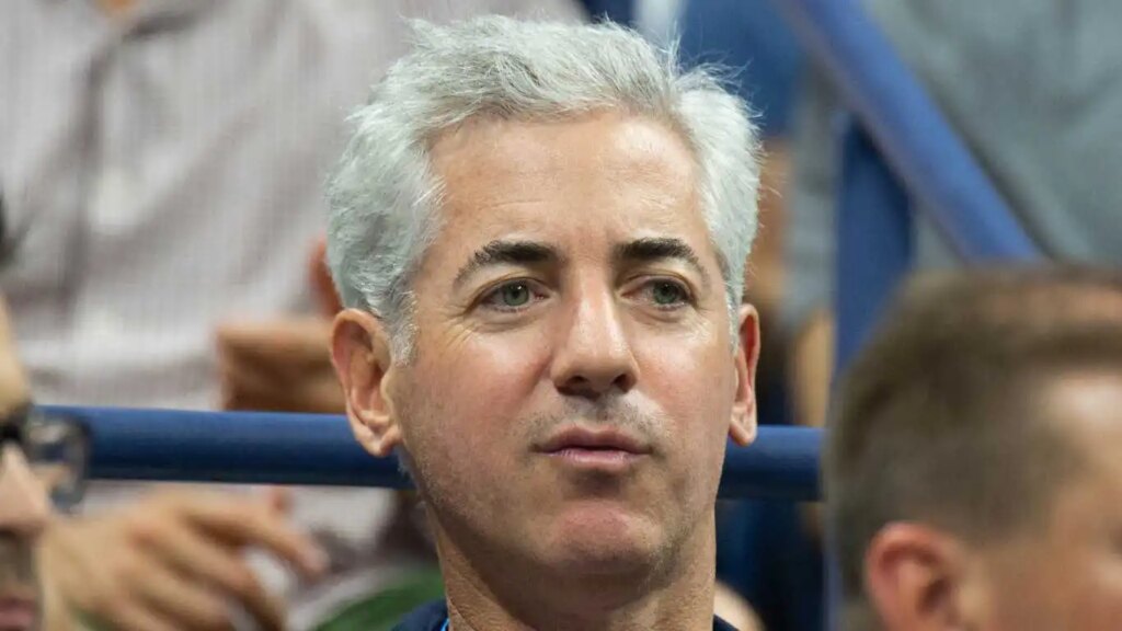 Le donateur milliardaire de MAGA, Bill Ackman, rôti en ligne après avoir offert des conseils de rencontres aux personnes LGBTQ+ Bill Ackman at Day 10 of the US Open held at the USTA Tennis Center on September 5, 2018 in New York City.