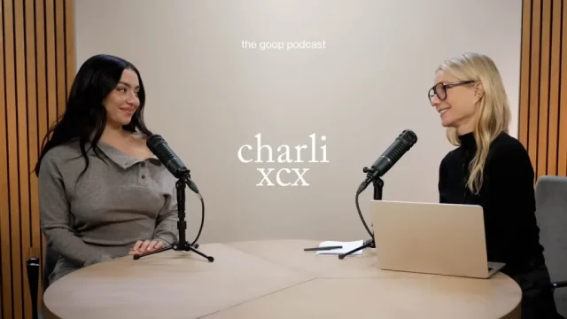 Charli XCX sur le podcast 