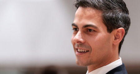 Les Pays-Bas élisent leur premier Premier ministre gay