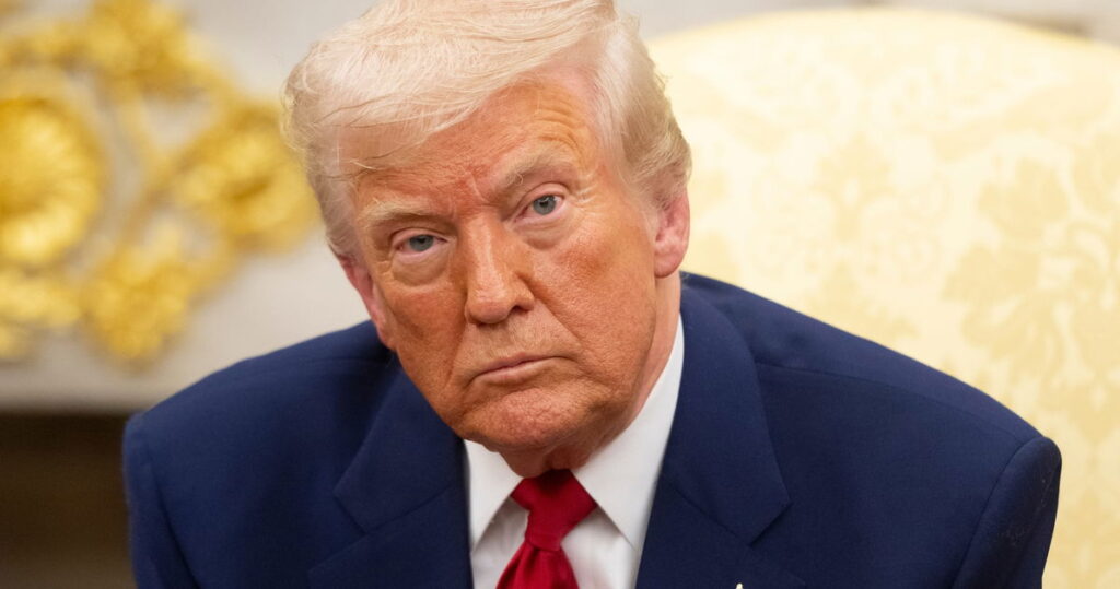 Trump et SCOTUS ont annulé leurs droits, mais il y avait de l'espoir : les 6 plus grandes histoires LGBTQ+ de 2025 Les sièges vides et les ventes en chute libre ont tourmenté le Kennedy Center depuis la prise de pouvoir par Trump : c'est « désastreux »