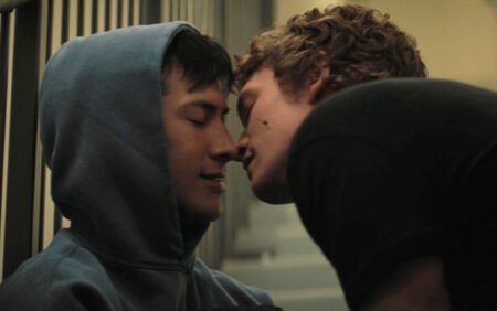 Le patron de Heated Rivalry met fin aux spéculations sur la sexualité de Connor Storrie et Hudson Williams