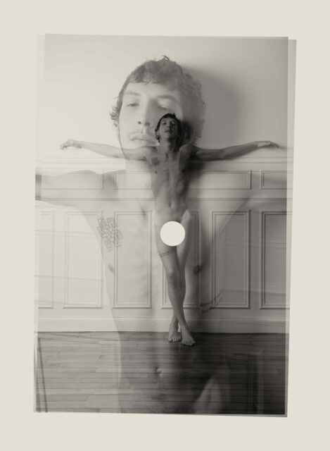 Le photographe belge Bert Van Pelt explore l'identité, le désir et la liberté à travers des études audacieuses et intimes du corps nu masculin.