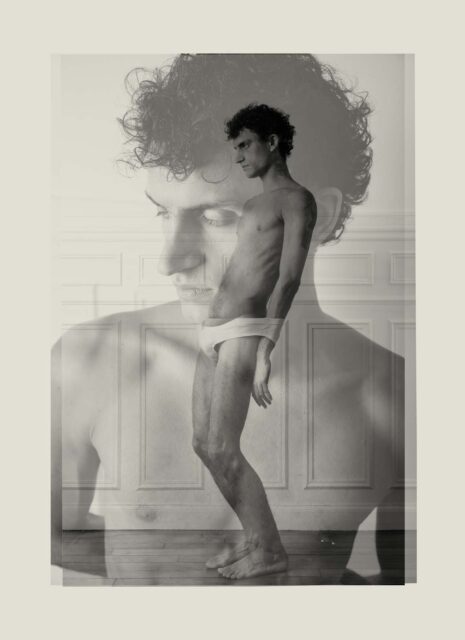 Le photographe belge Bert Van Pelt explore l'identité, le désir et la liberté à travers des études audacieuses et intimes du corps nu masculin.