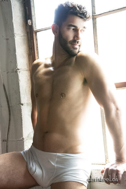 Photographie de forme masculine de Chris Teel