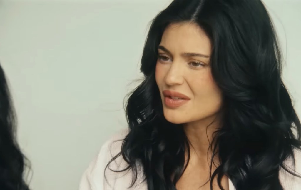 Extrait de The Moment : Kylie Jenner parle à Charli XCX