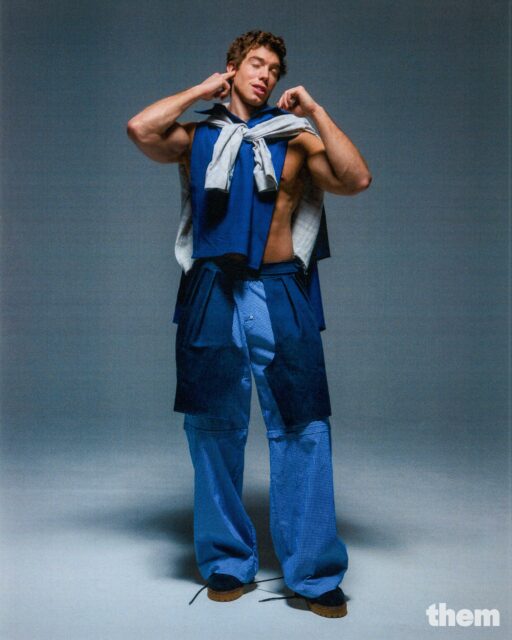 L'acteur et entrepreneur Derek Chadwick parle de ses débuts à Off-Broadway, de la marque de cosmétiques Chaddys et de son évolution au-delà des labels Instagram à Hollywood.