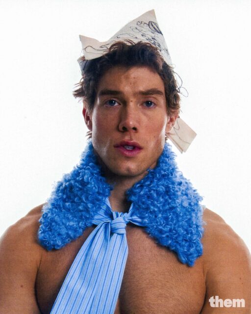 L'acteur et entrepreneur Derek Chadwick parle de ses débuts à Off-Broadway, de la marque de cosmétiques Chaddys et de son évolution au-delà des labels Instagram à Hollywood.