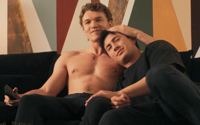 Heated Rivalry revient pour une saison 2 « plus chaude, plus humide et plus longue » Heated Rivalry revient pour une saison 2 « plus chaude, plus humide et plus longue »