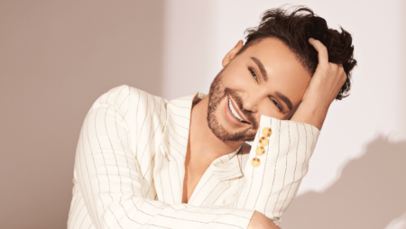 Du glamour viral à la marque mondiale : Spencer Hedges sur la beauté et la construction d'un empire (exclusif)