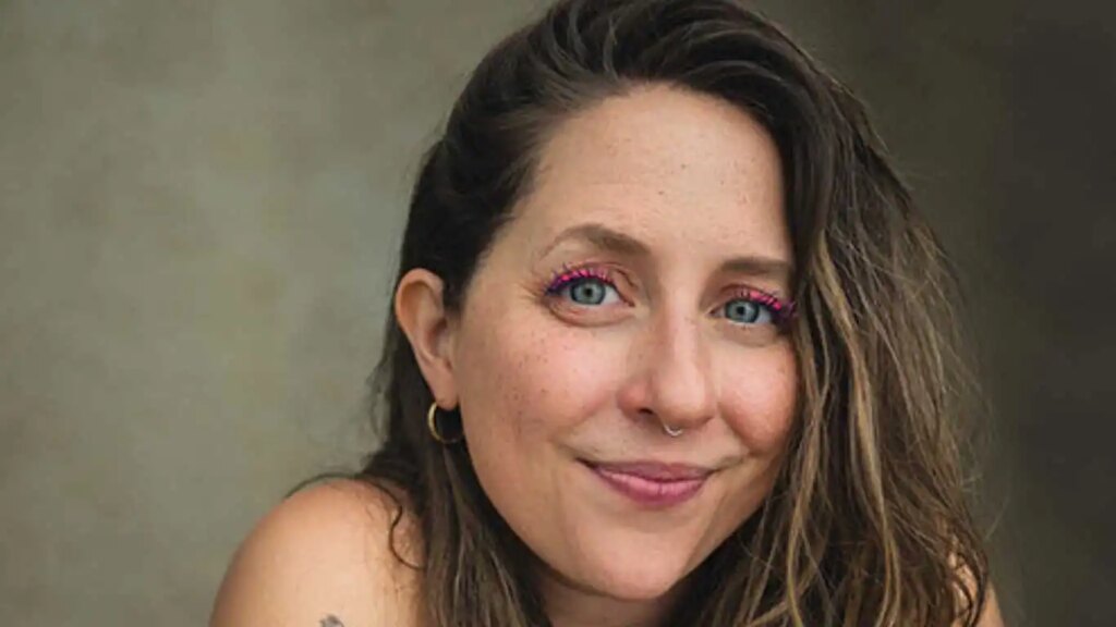 « En tant que femme queer, la famille que j'ai choisie me rend fière d'être moi-même » Tania Azevedo, the co-creator of BALLAD LINES.