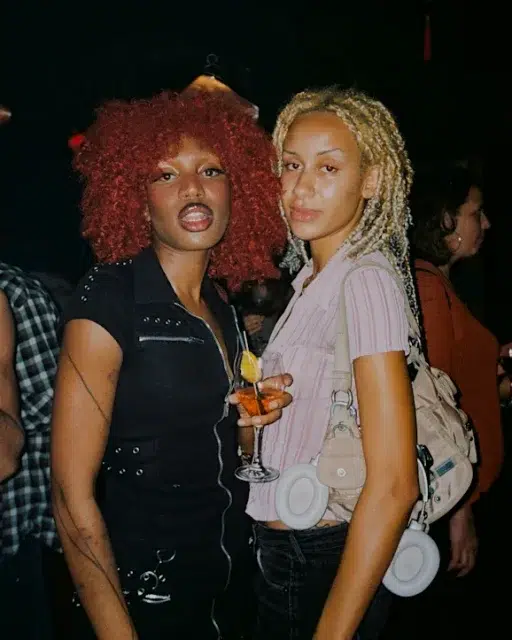 Feeld Raw 2025 révèle une augmentation de la fluidité sexuelle, des tendances positives pour le plaisir et comment la culture des rencontres a évolué dans le monde cette année.