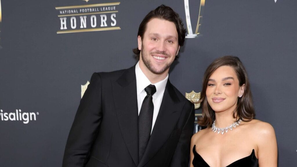 Hailee Steinfeld et Josh Allen attendent leur premier bébé : un nouveau chapitre pour le couple star Hailee Steinfeld et Josh Allen attendent leur premier bébé : un nouveau chapitre pour le couple star