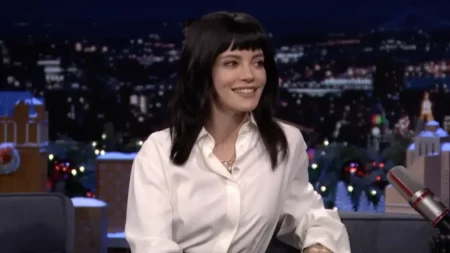 La fille du West End de Lily Allen pourrait se diriger vers la scène, et elle ne le nie pas