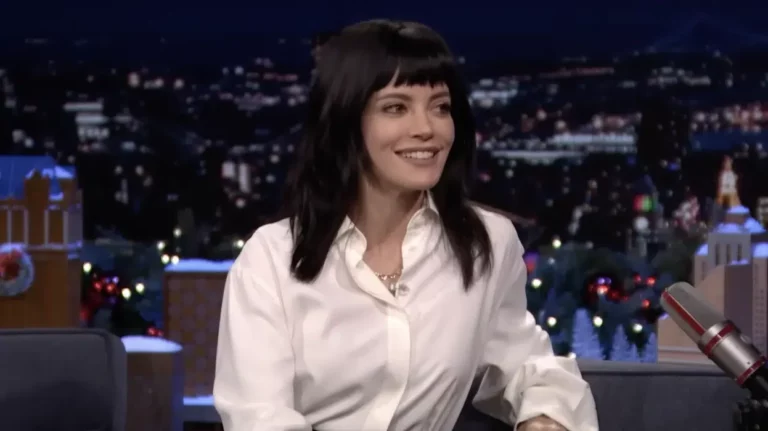 La fille du West End de Lily Allen pourrait se diriger vers la scène, et elle ne le nie pas La fille du West End de Lily Allen pourrait se diriger vers la scène, et elle ne le nie pas