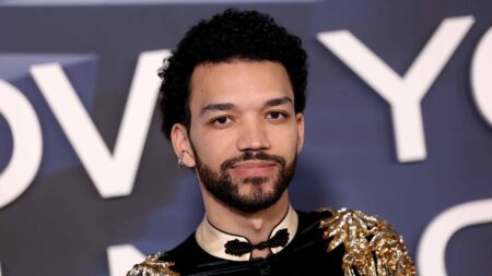 Le juge Smith déclare qu'il ne sortira plus jamais avec des femmes et parle de son identité queer dans "Dinner's On Me"