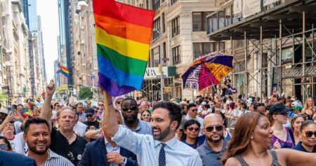 MAGA explose suite au choix de Zohran Mamdani d'une lesbienne pour diriger les pompiers de New York