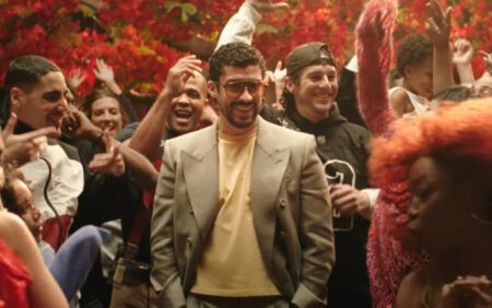 "Je deviens ému" : les fans font l'éloge du teaser inclusif de Bad Bunny à la mi-temps du Super Bowl