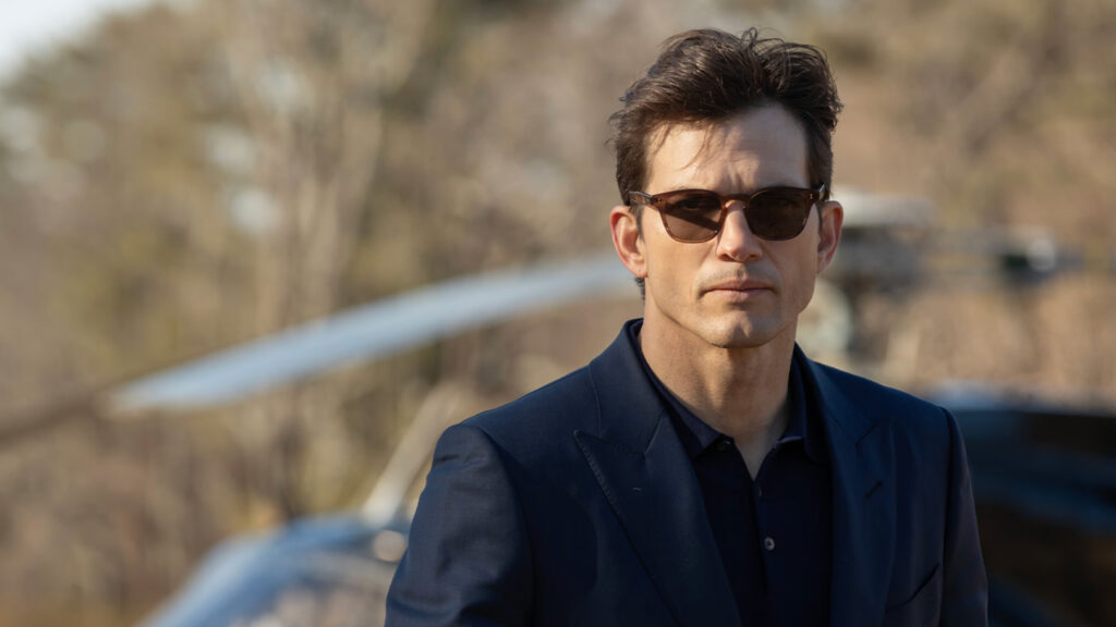 Anthony Ramos, Jeremy Pope et Ashton Kutcher parlent de la redéfinition de la beauté dans le nouveau thriller d'horreur corporelle de Ryan Murphy (exclusif) Anthony Ramos, Jeremy Pope et Ashton Kutcher parlent de la redéfinition de la beauté dans le nouveau thriller d'horreur corporelle de Ryan Murphy (exclusif)