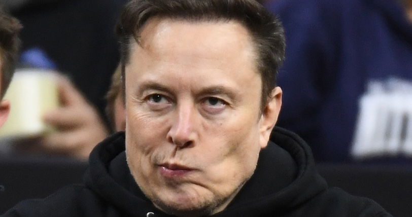 Elon Musk apporte une aide juridique à un activiste qui a posté une photo d'une femme trans dans une salle de bain Elon Musk apporte une aide juridique à un activiste qui a posté une photo d'une femme trans dans une salle de bain