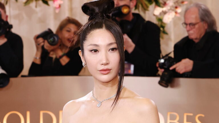 L'EJAE de « KPop Demon Hunters » revient sur 10 ans de rejet après la victoire des « Golden » aux Golden Globes : « Never Give Up » Logo