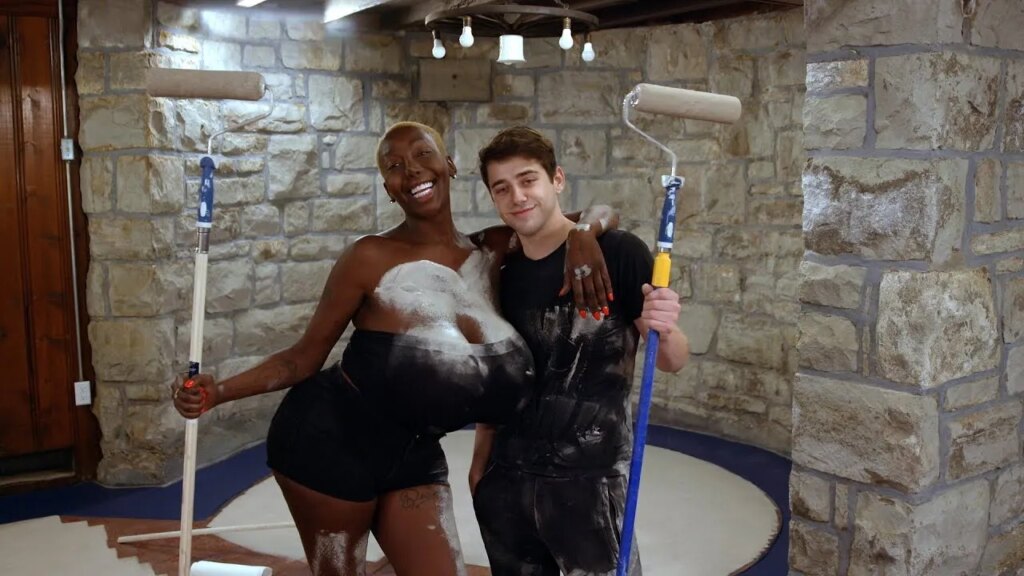 La star du cinéma pour adultes Joey Mills explique son changement de carrière passionnant : « Tout devient obsolète après un certain temps » La star du cinéma pour adultes Joey Mills explique son changement de carrière passionnant : "Tout devient obsolète après un certain temps"