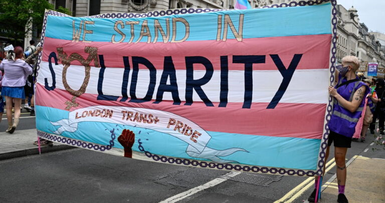 L’année 2025 a été horrible pour les personnes trans. Voici comment 2026 pourrait être bien meilleure. L’année 2025 a été horrible pour les personnes trans. Voici comment 2026 pourrait être bien meilleure.