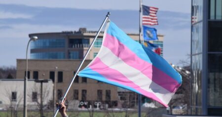 Les Américains pensent que les Républicains sont trop obsédés par les personnes trans