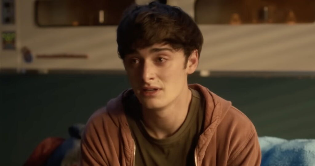 Les créateurs de « Stranger Things » répondent aux réactions négatives des fans face à la scène de coming-out tant attendue Les créateurs de "Stranger Things" répondent aux réactions négatives des fans face à la scène de coming-out tant attendue