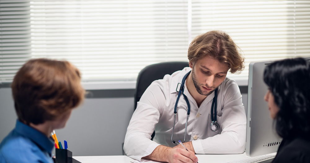 Les enfants trans qui suivent un traitement hormonal sont moins suicidaires, selon une nouvelle étude Les enfants trans qui suivent un traitement hormonal sont moins suicidaires, selon une nouvelle étude