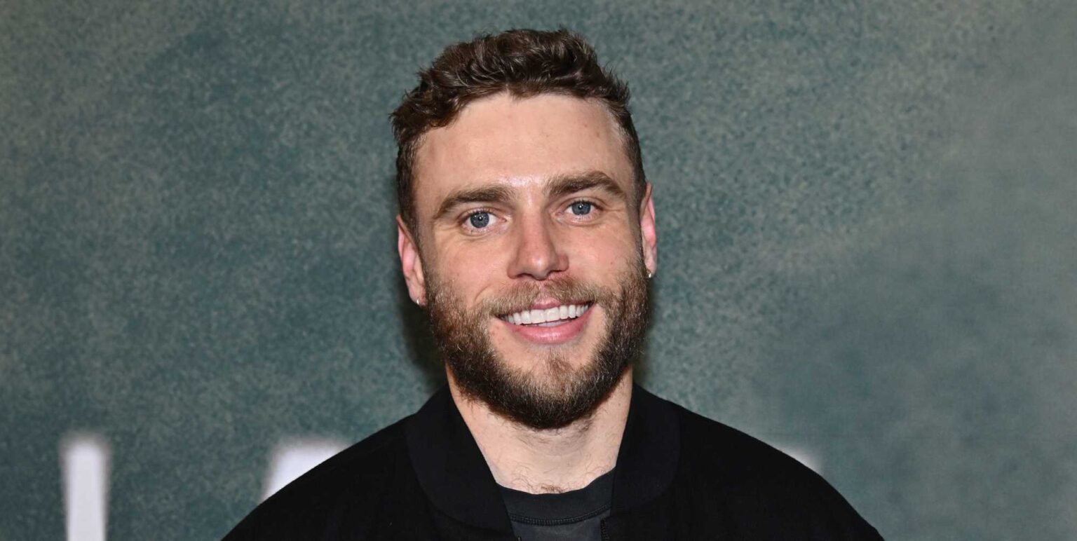 La star des Jeux olympiques d’hiver de l’équipe GB, Gus Kenworthy, envoie un message de défi à l’ICE Gus Kenworthy