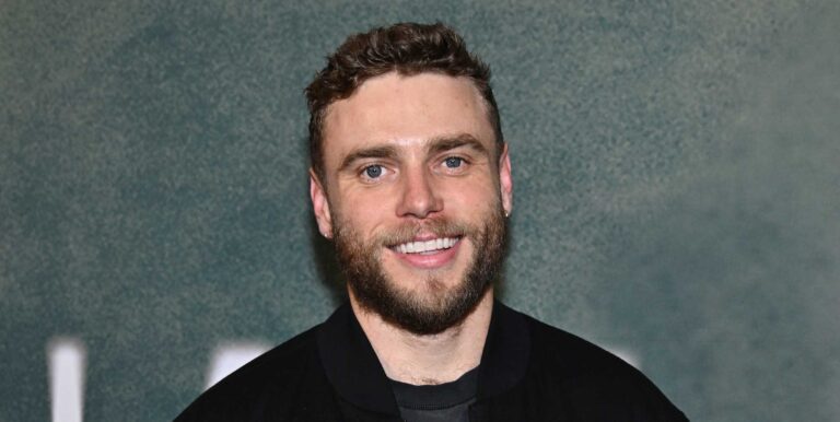 La star des Jeux olympiques d’hiver de l’équipe GB, Gus Kenworthy, envoie un message de défi à l’ICE Gus Kenworthy