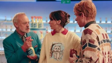 Graham Norton joins Taylor Swift in the