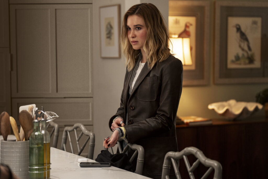 Isabel May joue dans Paramount Pictures et Spyglass Media Group "Crier 7."