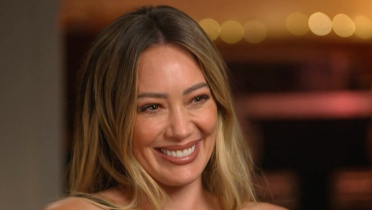 Hilary Duff confirme que « Nous ne parlons pas » concerne l'éloignement de sœur Haylie Logo