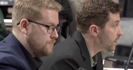 Les frères de Renee Good affirment que la mort de leur sœur n'a pas changé les tactiques meurtrières de l'ICE