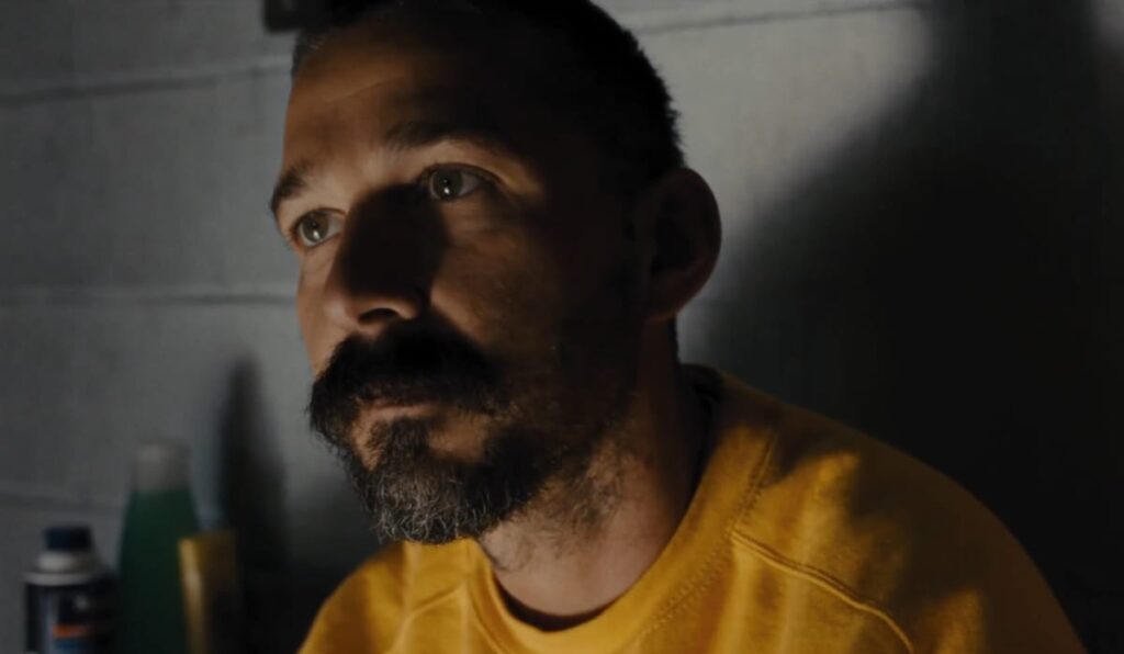 Shia LaBeouf dit qu'il est "peur des homosexuels" suite à l'arrestation du Mardi Gras Shia LaBeouf dit qu'il est "peur des homosexuels" suite à l'arrestation du Mardi Gras