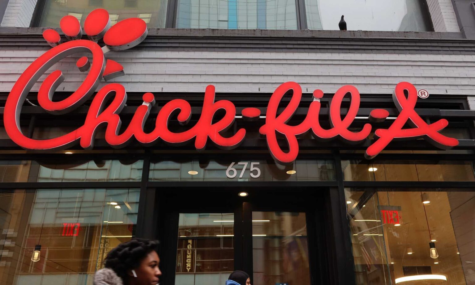 Chick-fil-A fait face à un nouveau boycott suite à son projet de retour au Royaume-Uni US fast food giant Chick-fil-A plans to launch five restaurants in the UK