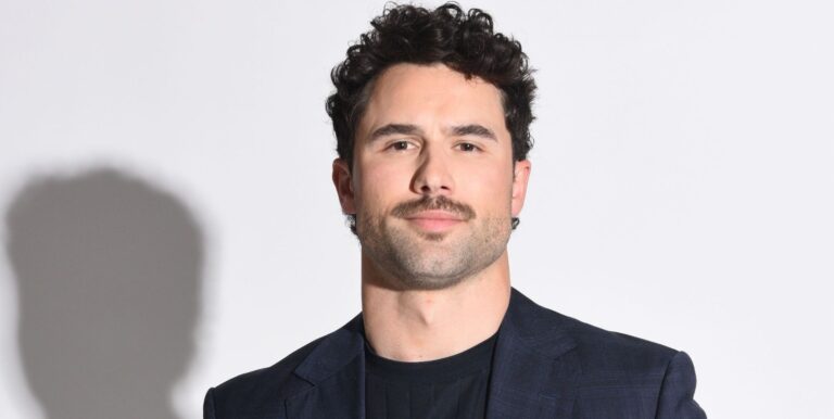 La star de Heated Rivalry, Robbie GK, souhaite filmer cette scène « amusante » dans la saison deux La star de Heated Rivalry, Robbie GK, souhaite filmer cette scène « amusante » dans la saison deux