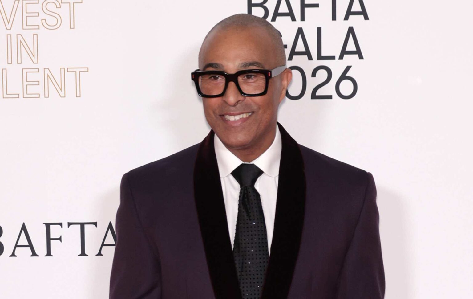 L'olympien Colin Jackson dit aux autres athlètes homosexuels de ne pas avoir « peur » de faire leur coming-out L'olympien Colin Jackson dit aux autres athlètes homosexuels de ne pas avoir « peur » de faire leur coming-out