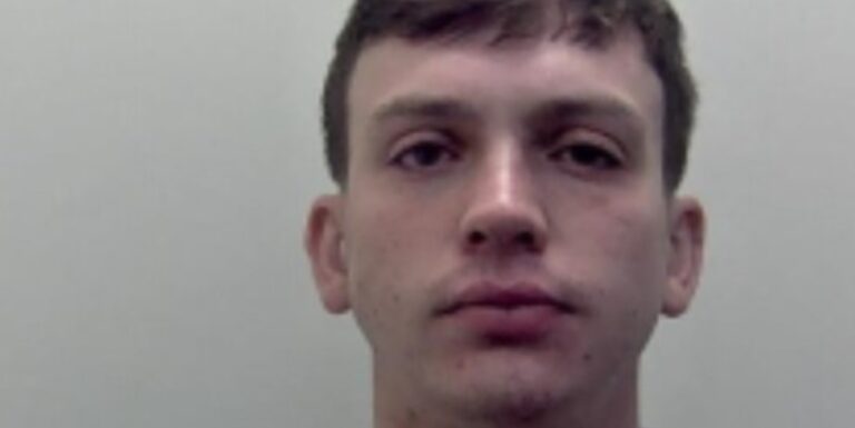 Un homme condamné pour avoir fraudé des hommes homosexuels sur des applications de rencontres pour plus de 28 000 £ Thomas Godden