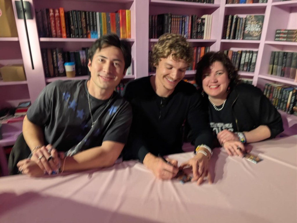 Hudson Williams, Connor Storrie et Rachel Reid