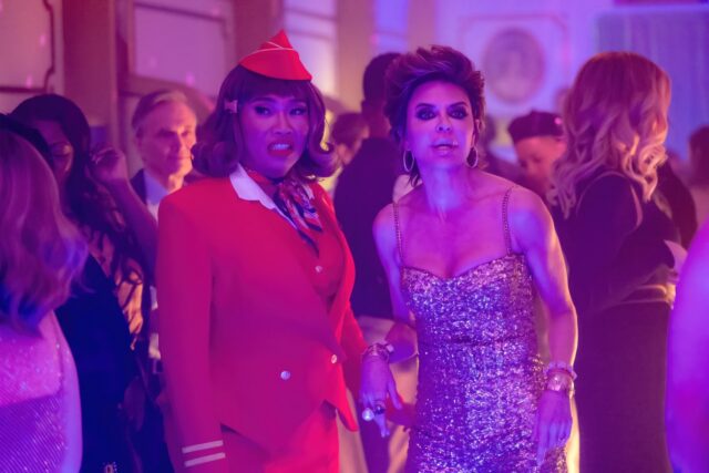 RuPaul joue le rôle de président dans « Stop That Train ! », une comédie d'action alimentée par le drag avec les favoris de Drag Race et une touche de catastrophe sauvage.