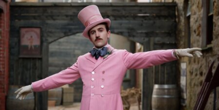 Le réalisateur de Madfabulous parle de sa collaboration avec la star de It's A Sin, Callum Scott Howells : "C'est un talent générationnel"