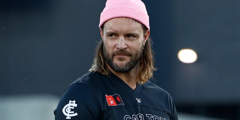 L'ancienne star bisexuelle de l'AFL, Mitch Brown, partage des nouvelles passionnantes sur son bébé Mitch Brown