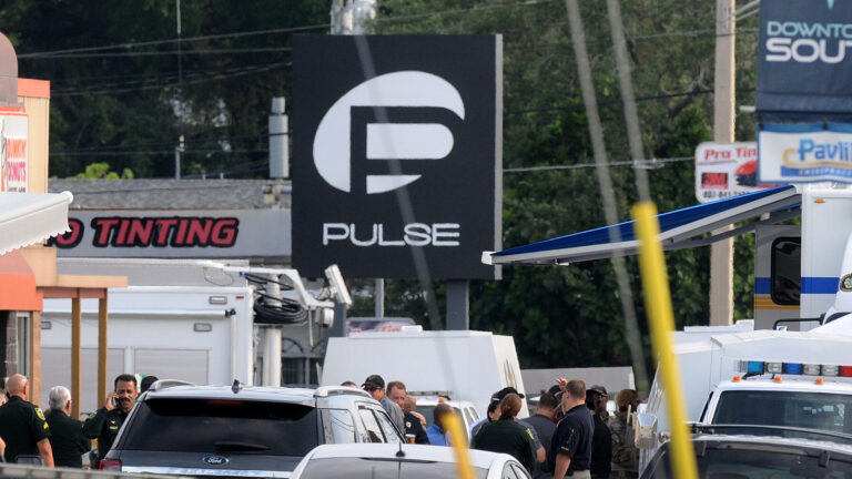 La discothèque Pulse démolie près de 10 ans après la tragédie alors que les plans commémoratifs avancent Logo