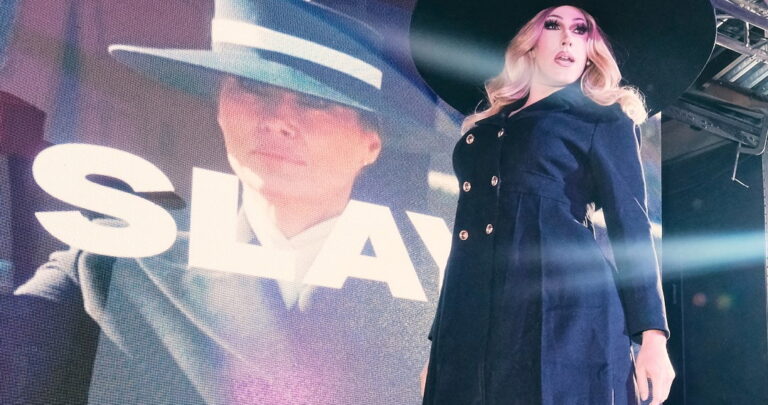 Les drag queens se moquent des chiffres de MAGA lors d'un événement à couper le souffle tout en collectant plus de 25 000 $ pour l'ACLU Les drag queens se moquent des chiffres de MAGA lors d'un événement à couper le souffle tout en collectant plus de 25 000 $ pour l'ACLU