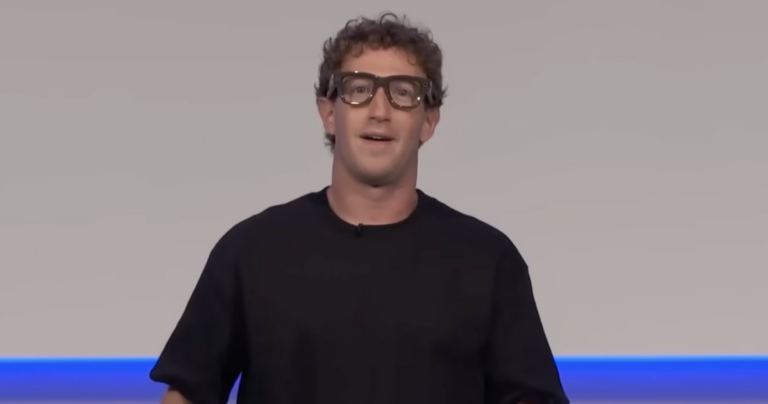 Des groupes LGBTQ+ préviennent que les lunettes intelligentes à reconnaissance faciale de Meta pourraient nuire aux homosexuels et aux victimes d'abus Des groupes LGBTQ+ préviennent que les lunettes intelligentes à reconnaissance faciale de Meta pourraient nuire aux homosexuels et aux victimes d'abus