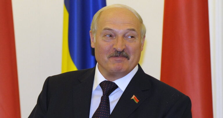 La Biélorussie compare les personnes LGBTQ+ aux pédophiles dans une nouvelle loi anti-propagande La Biélorussie compare les personnes LGBTQ+ aux pédophiles dans une nouvelle loi anti-propagande