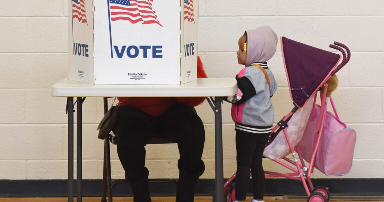 Le Maine vient de publier le libellé de la question anti-trans sur laquelle les gens voteront en novembre Le Maine vient de publier le libellé de la question anti-trans sur laquelle les gens voteront en novembre