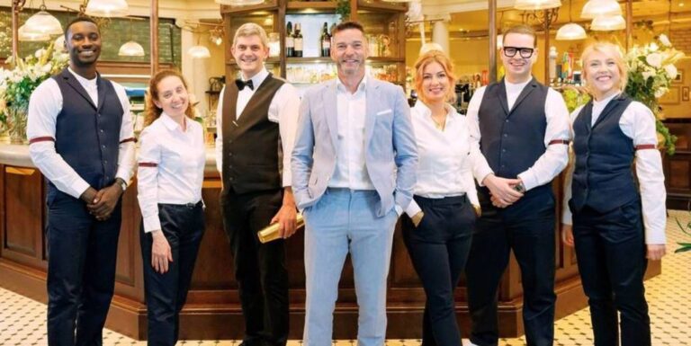 Le restaurant First Dates obtient un mauvais score en matière d'hygiène suite à la découverte de moisissures et d'aliments périmés Le restaurant First Dates obtient un mauvais score en matière d'hygiène suite à la découverte de moisissures et d'aliments périmés